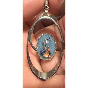 Beautiful VINTAGE ONE OF A KIND Natural Antique LARGE silver tone, dried flowers